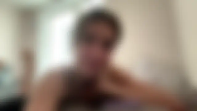 Rossy_DE Show in webcam