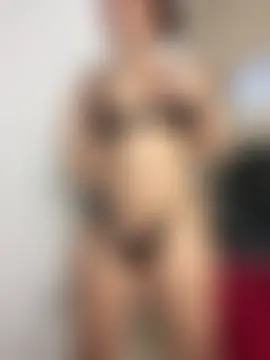 XXX chat uživo modela lia_foxxy71