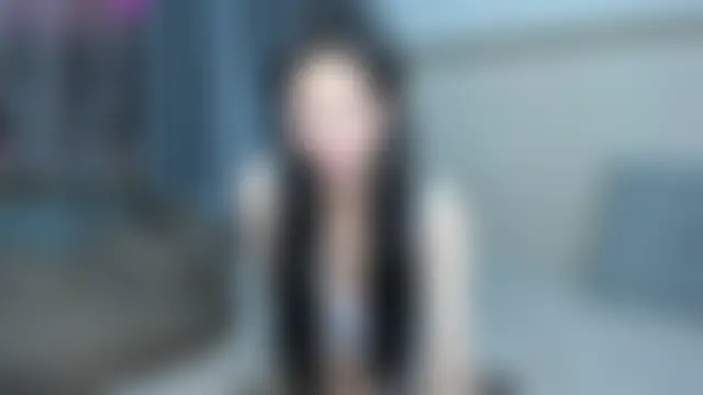 YunaBlossomy 在線直播表演