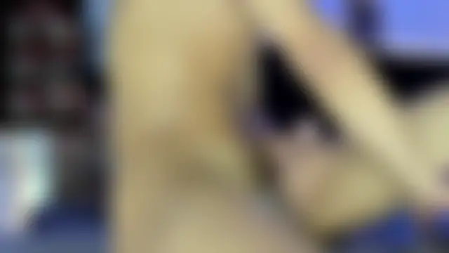 Show modela HotboyLyan na web-kameri