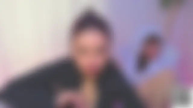 Pertunjukan Kamera Web Sofia_Plump