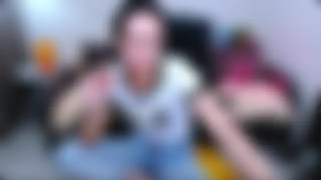 Show modela BURNING-BRUNETKA na web-kameri