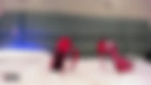 LissMonroe élő chatszobája