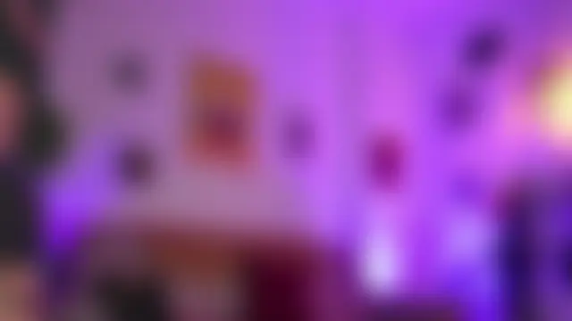 curlynatashaa élő chatszobája