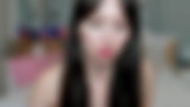 RosiAlina: διαδικτυακό σόου στην κάμερα