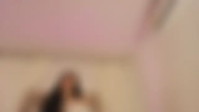 Pokój czatu na żywo – KathiaJenner