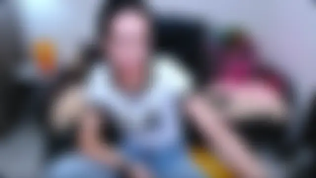 Show modela BURNING-BRUNETKA na web-kameri