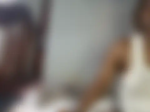 XXX chat uživo modela Queentesi