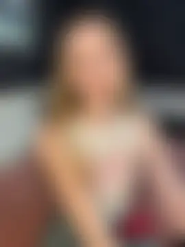 MilaMoone Adlı Modelin Canlı Sohbet Odası