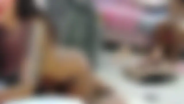 Chat XXX en directo de LiaTrainor