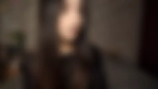 Qwami_Amie: διαδικτυακό σόου στην κάμερα