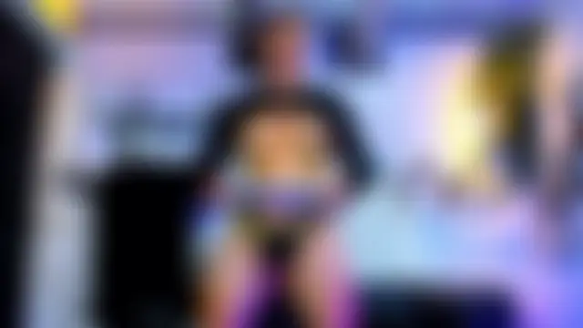 Show modela RomanCroft na web-kameri