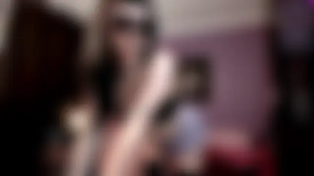 Taste_of_Grace's Live Chat Room