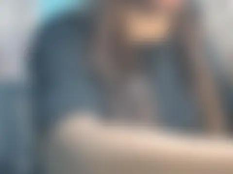 NancyRuviのライブXXXチャット