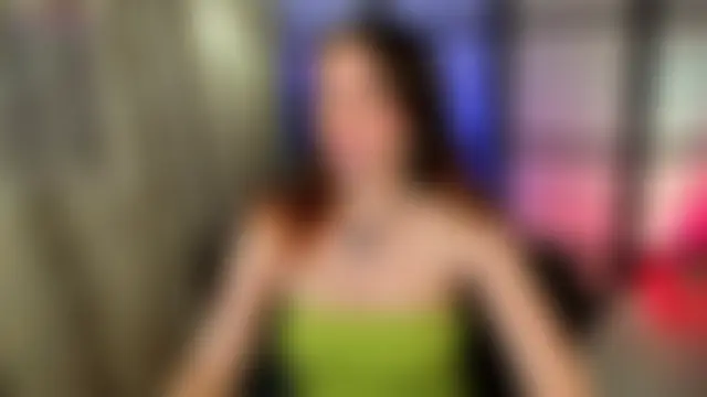 Živá chatovací místnost Layla_Bloom