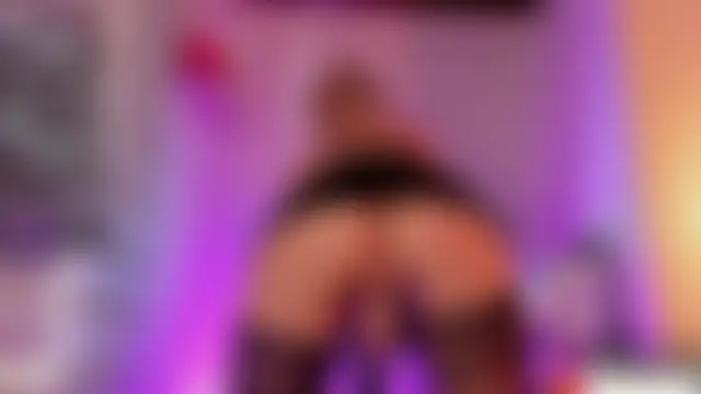 Atenea_Klett_ Adlı Modelin Canlı Sohbet Odası