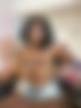 karinacortes লাইভ XXX চ্যাট