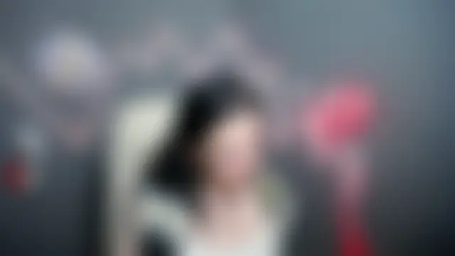 LauraFinn Chat XXX live