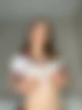 Angellav: διαδικτυακό σόου στην κάμερα