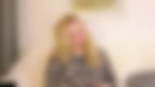 Sarah4you Adlı Modelin Canlı Sohbet Odası