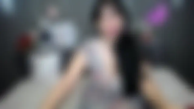 LiluGrants Adlı Modelin Canlı Sohbet Odası