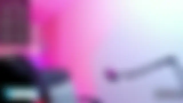 Lucy_Williiams Live Chatrum