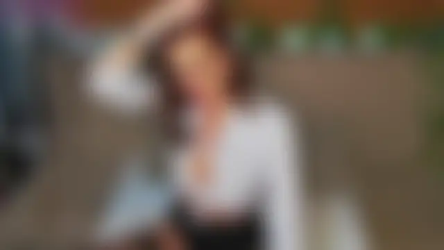 LucyBelli 실시간 채팅방