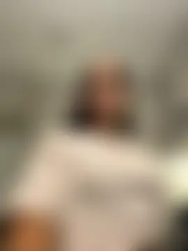 Brunettecollins05 Ruang Obrolan Langsung