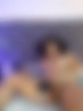 LunaaCurly Ruang Obrolan Langsung