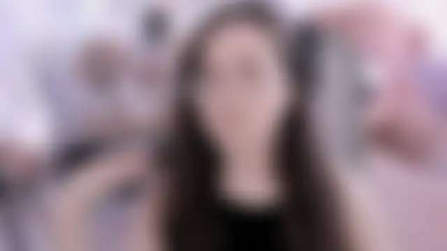 VirtuallVoyant's Live XXX Chat