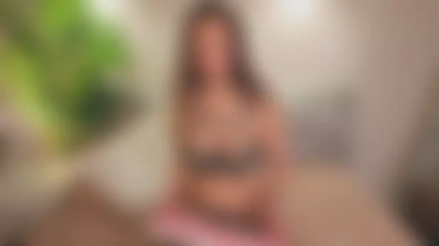 Jasmin_Bridget Show in webcam