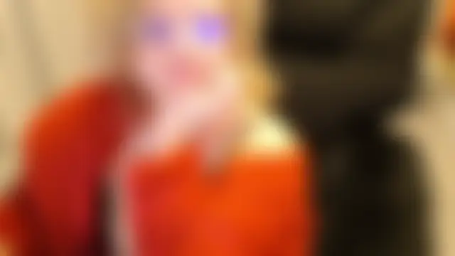 maggiemilff – Naživo chatovacia miestnosť