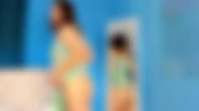 Kira_Adler লাইভ চ্যাট রুম