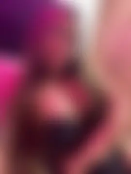 sexyyykloee – Naživo chatovacia miestnosť