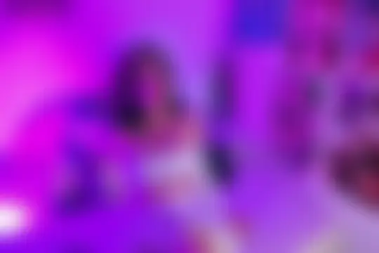 corina__pink: δωμάτιο απευθείας συνομιλίας