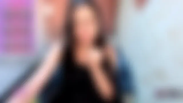 Zoe__Taylor__n Live chat-huone