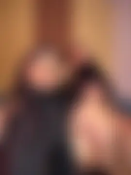 _Shara_Handal_: διαδικτυακό σόου στην κάμερα