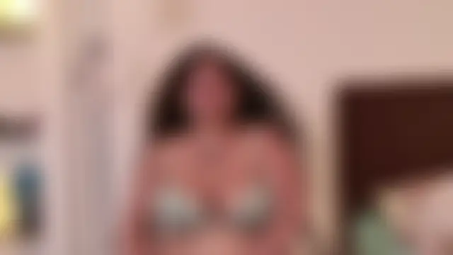 Chat soba uživo modela Genesis_Montenegro_OA