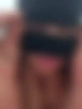 fayyrouz: διαδικτυακό σόου στην κάμερα