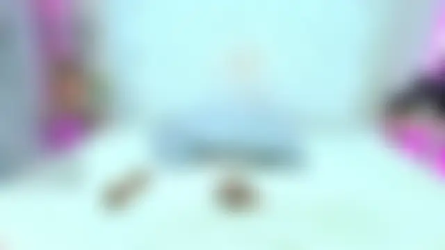 Pokazy przed kamerką – kimmturner