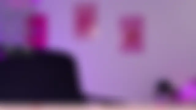 Sampuckettbaby Adlı Modelin Canlı XXX Sohbeti