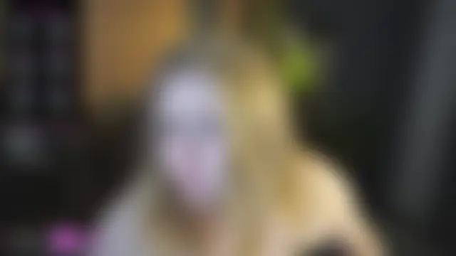 Pokazy przed kamerką – Tinker_Belll