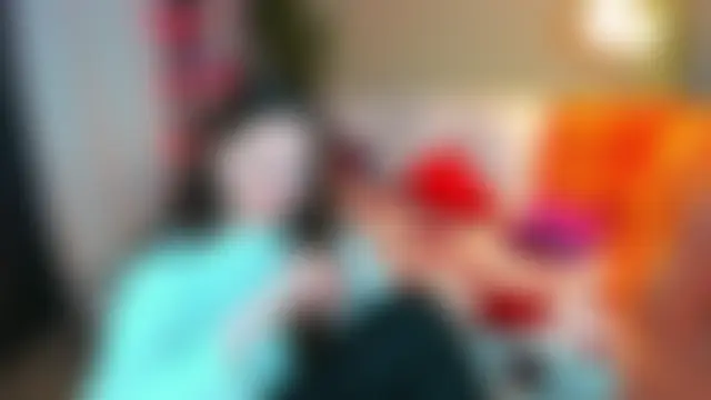 AlluringLookk Webcam-Show