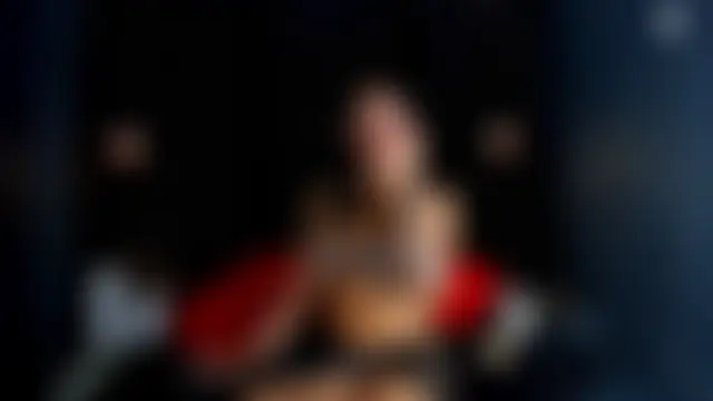 MiaWolton Ruang Obrolan Langsung