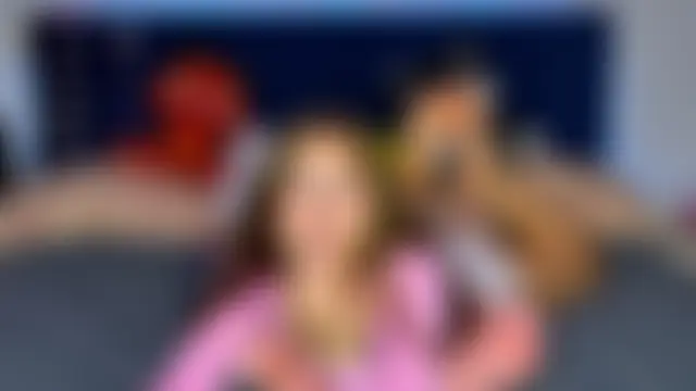 Pokazy przed kamerką – MissEmilyMiller