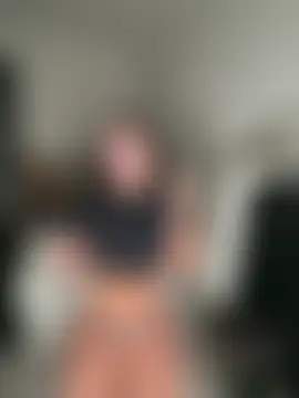 spicycharxx: διαδικτυακό σόου στην κάμερα