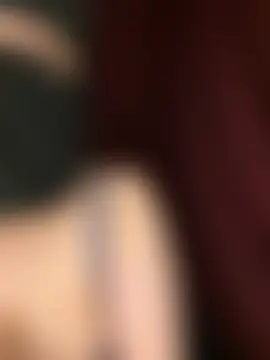 RooVaaN-Xx: διαδικτυακό σόου στην κάμερα