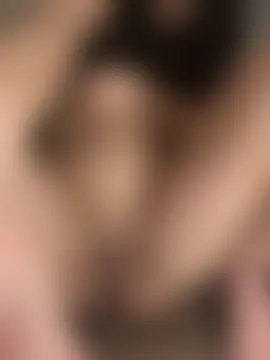 hotbeurette Adlı Modelin Canlı Sohbet Odası