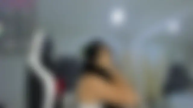 Phòng Chat Trực Tiếp EmiliaRose_