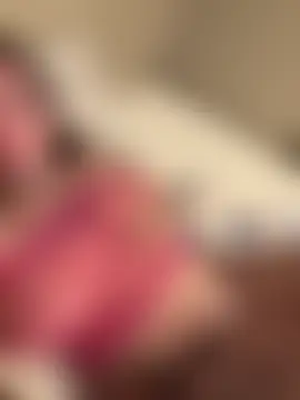 Badgyalbella Webcam Show